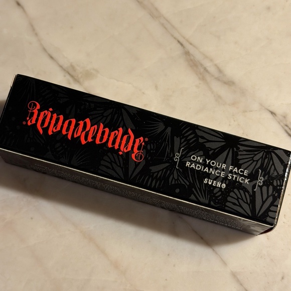 Reina Rebelde On Your Face Radiance Stick in Sueño - Picture 7 of 8